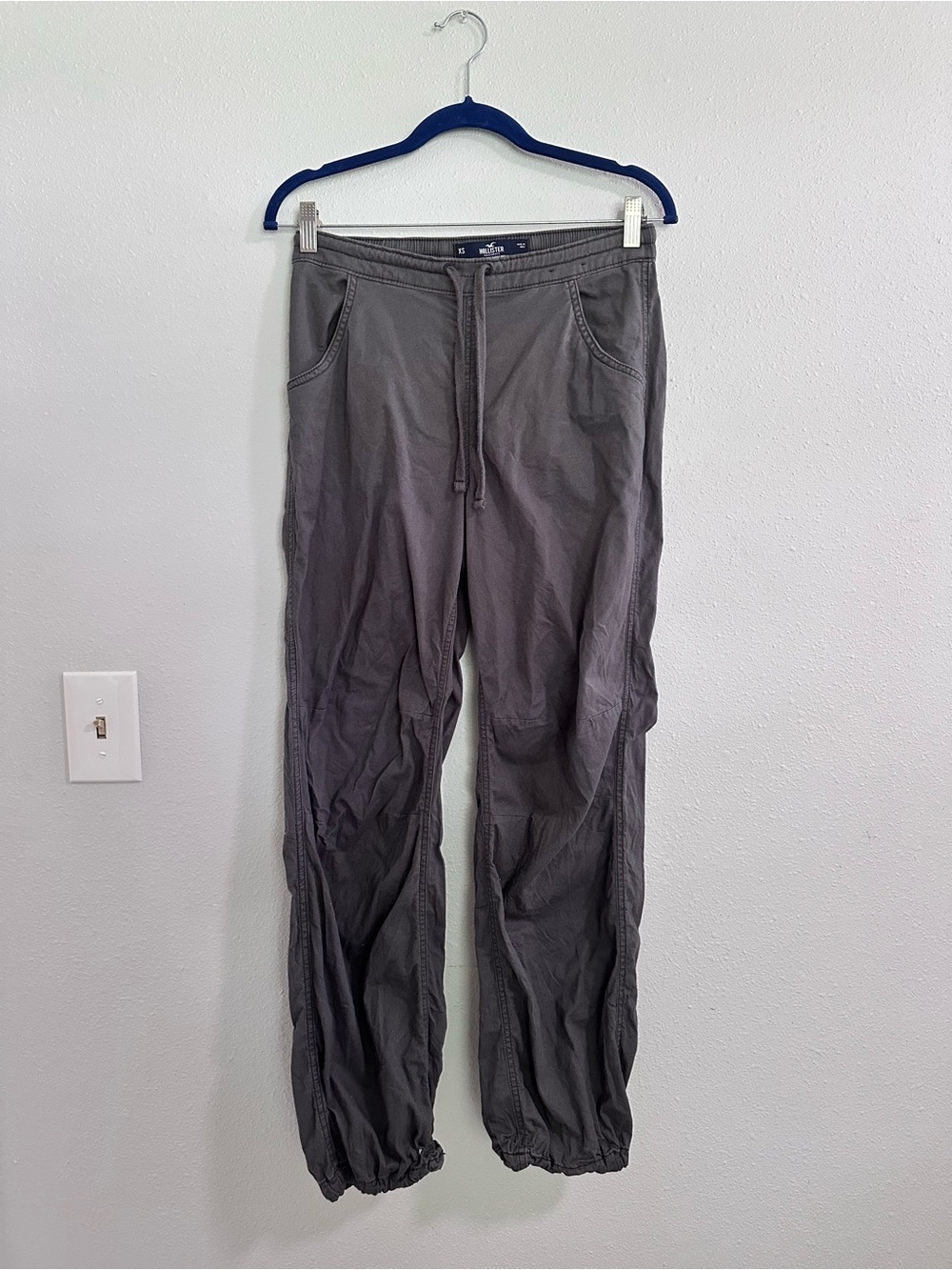 Hollister Men's Charcoal Drawstring Joggers